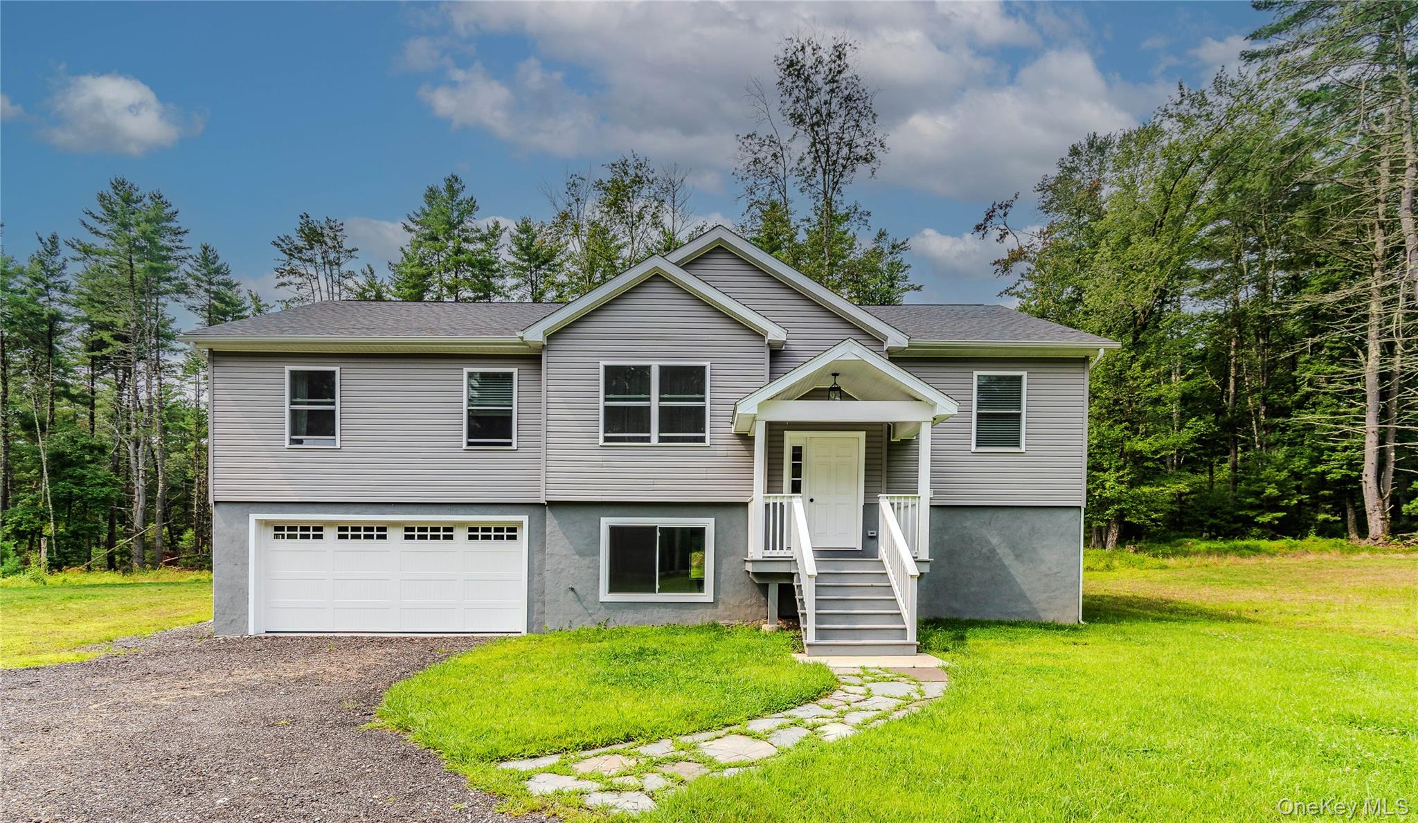 26 Summit Drive – For Sale