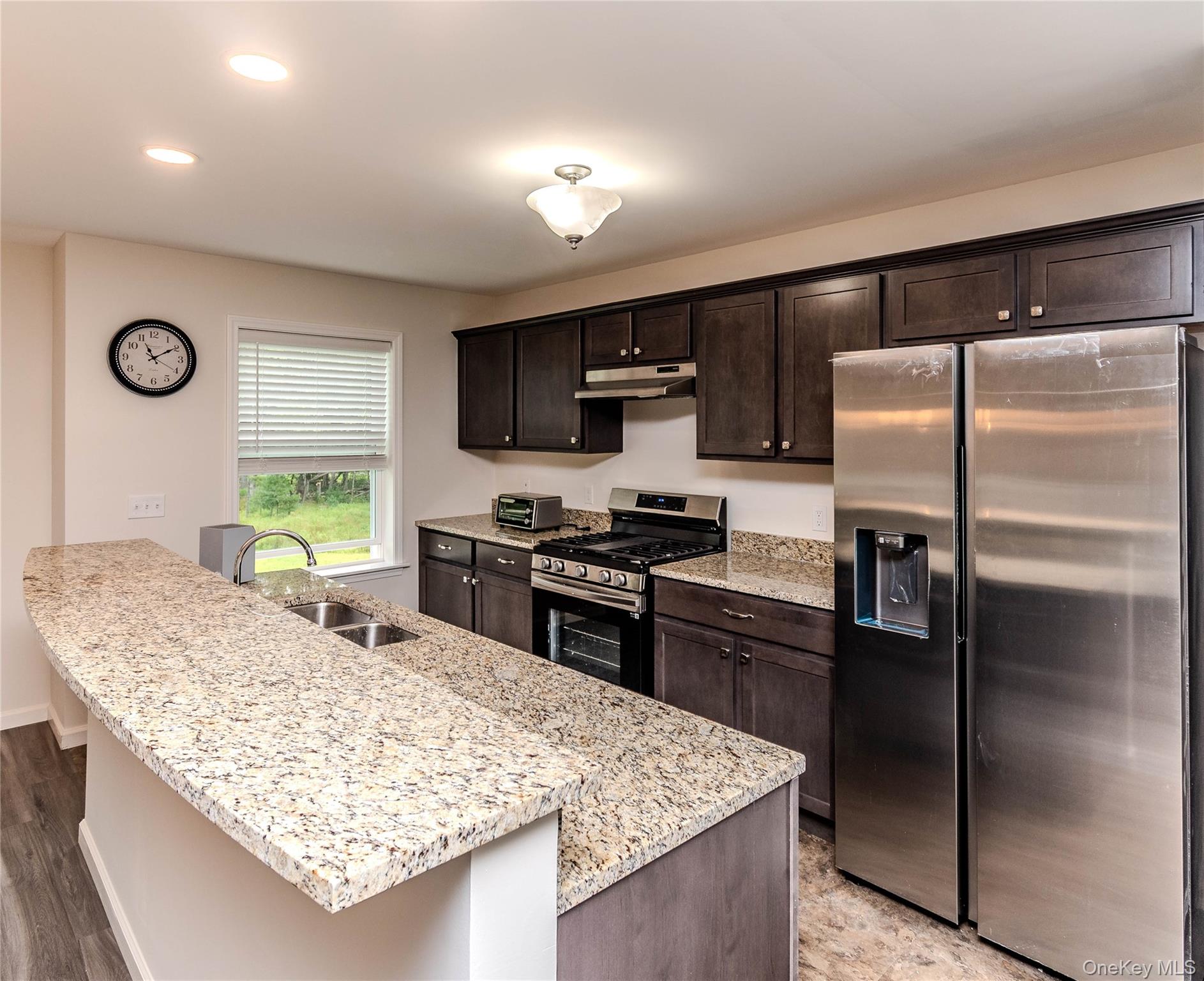 26 Summit Drive – For Sale photo 10
