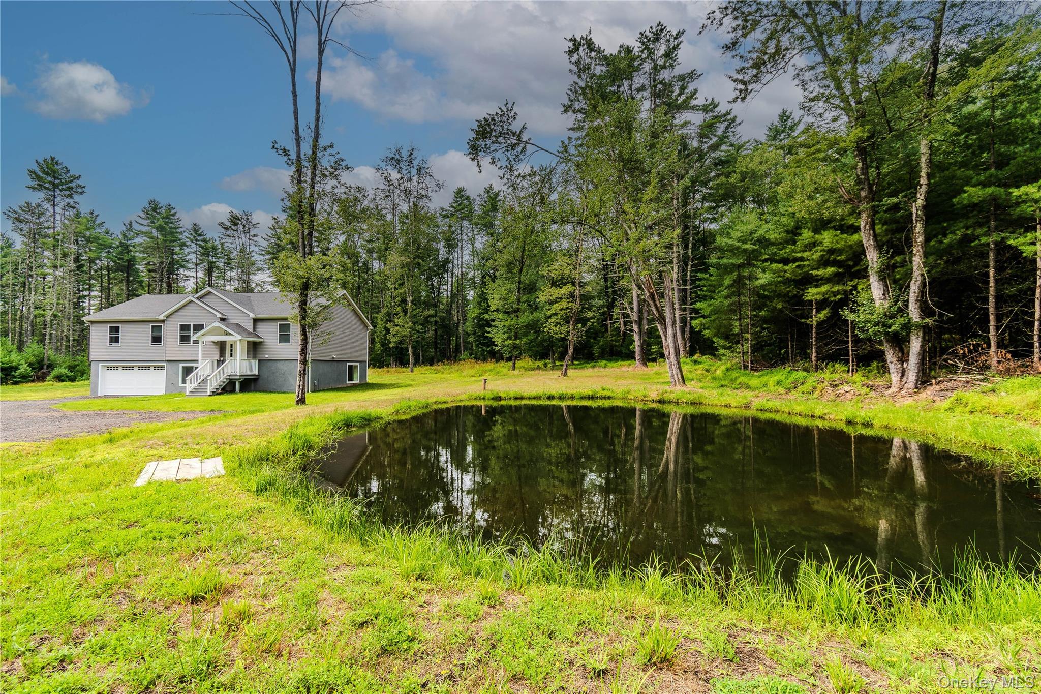 26 Summit Drive – For Sale photo 2