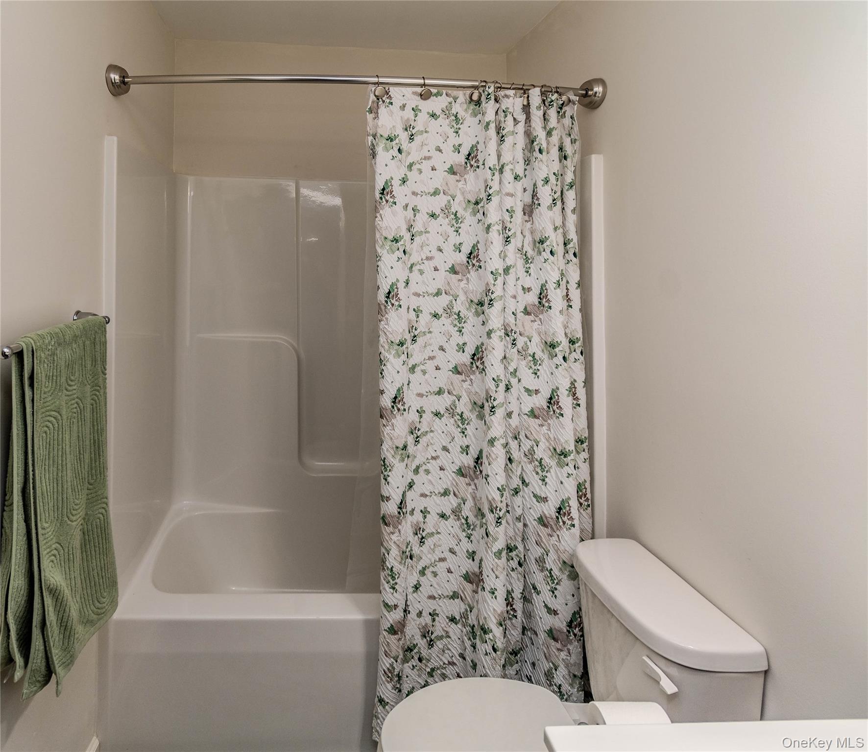 26 Summit Drive – For Sale photo 13