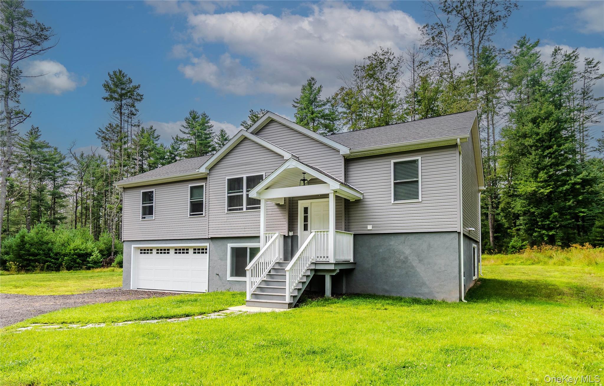 26 Summit Drive – For Sale photo 3
