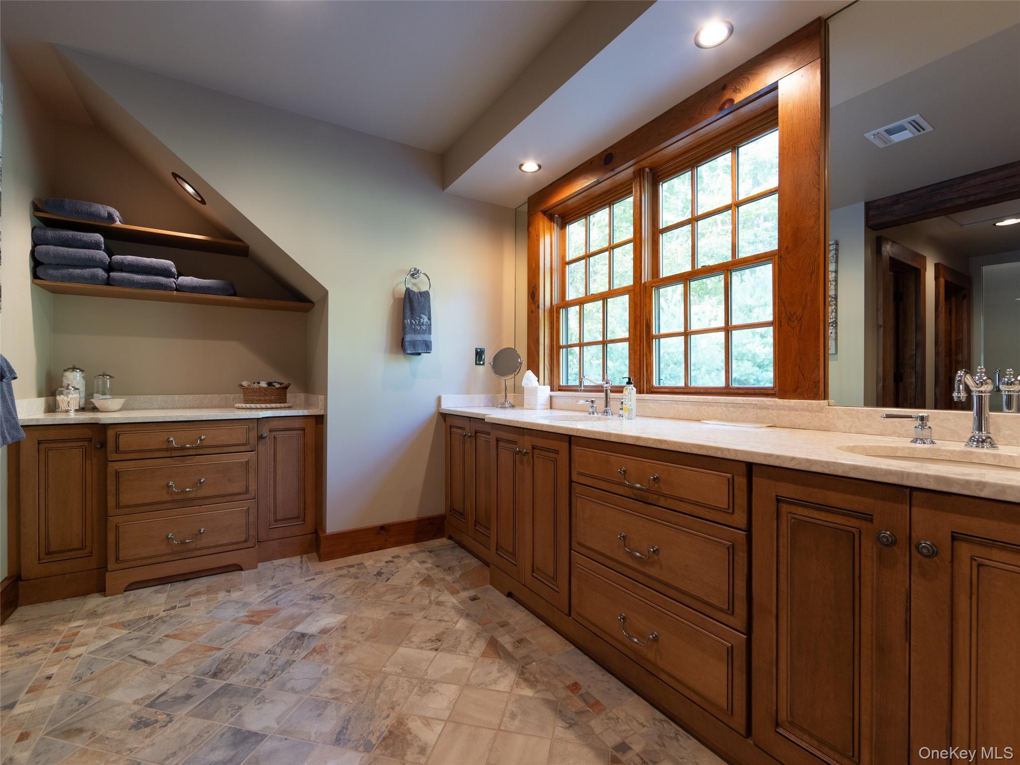 60 Top Ridge Trail – For Sale photo 32