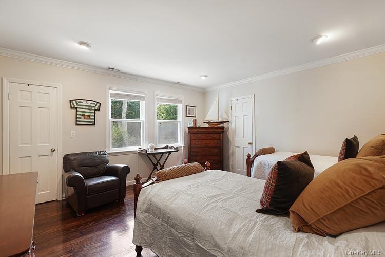 33 Peters Lane – For Sale photo 24