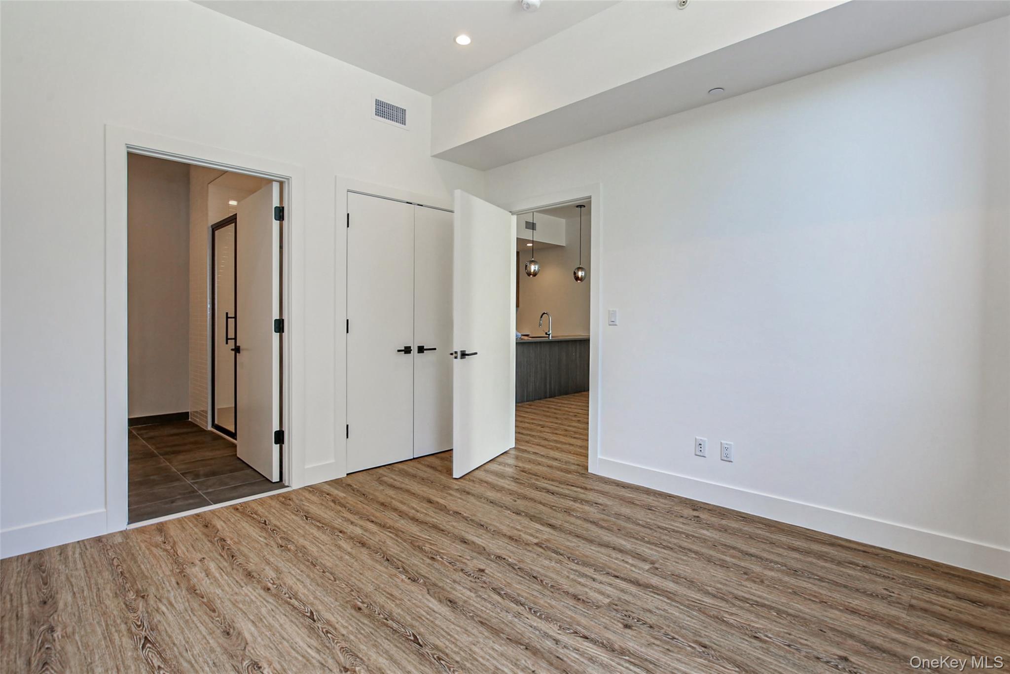 39 Washington Avenue, Unit 201 photo 9