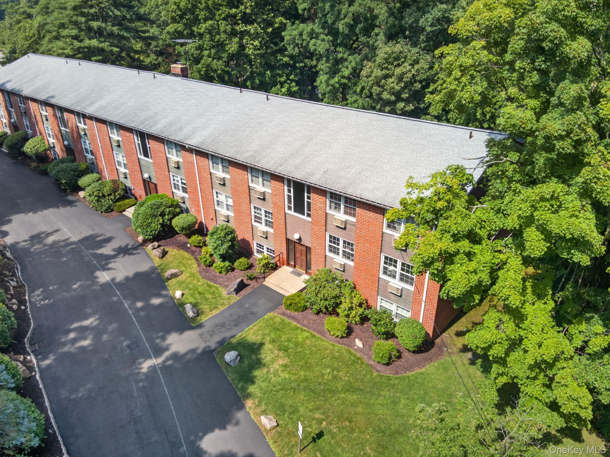 4 Dove Court, Unit V photo 18