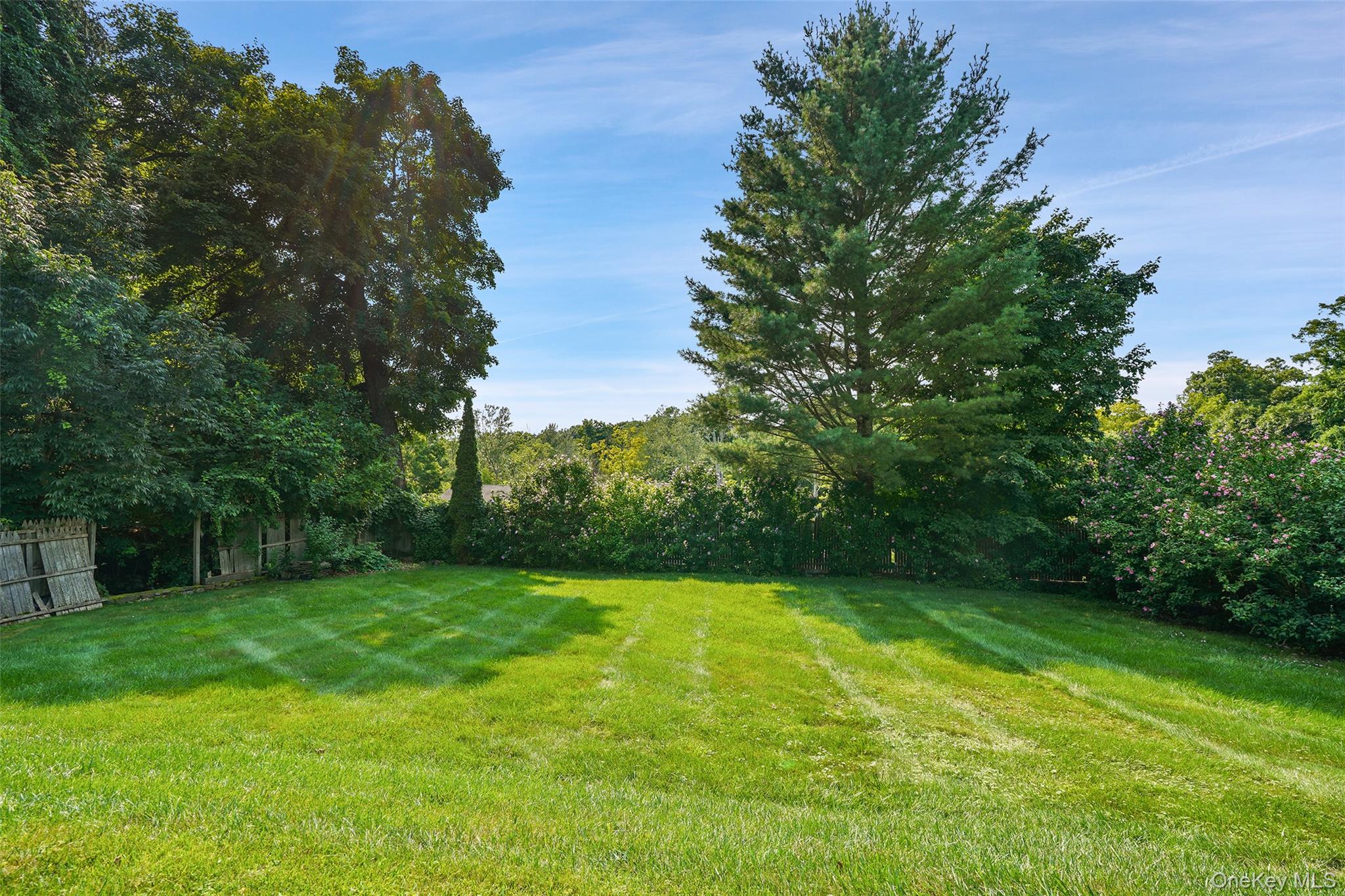 24 Inwood Place – For Sale photo 4