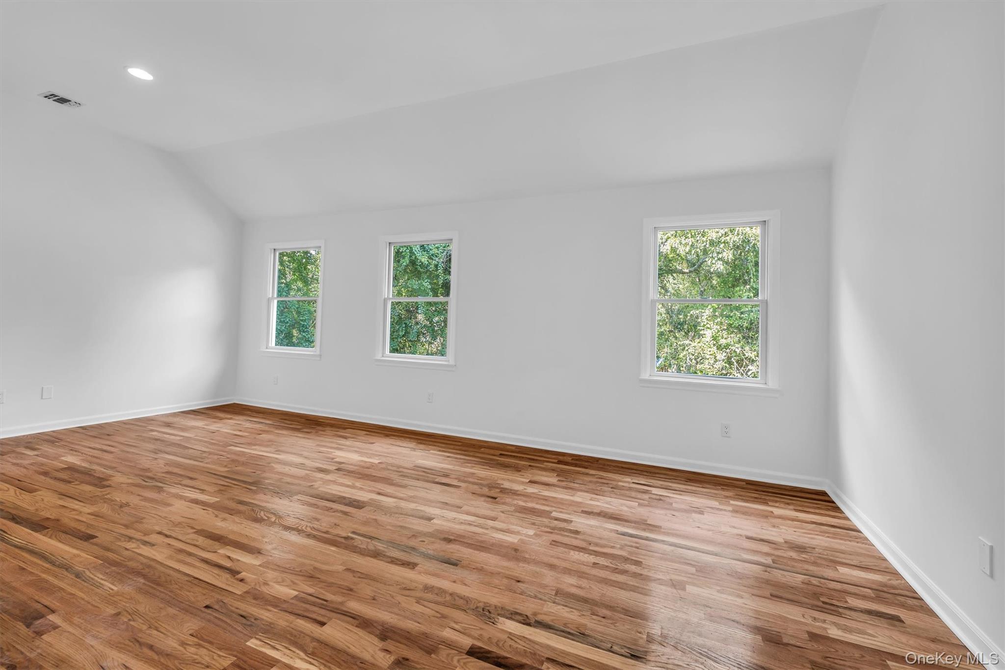 1871 Edwards Avenue – For Sale photo 13
