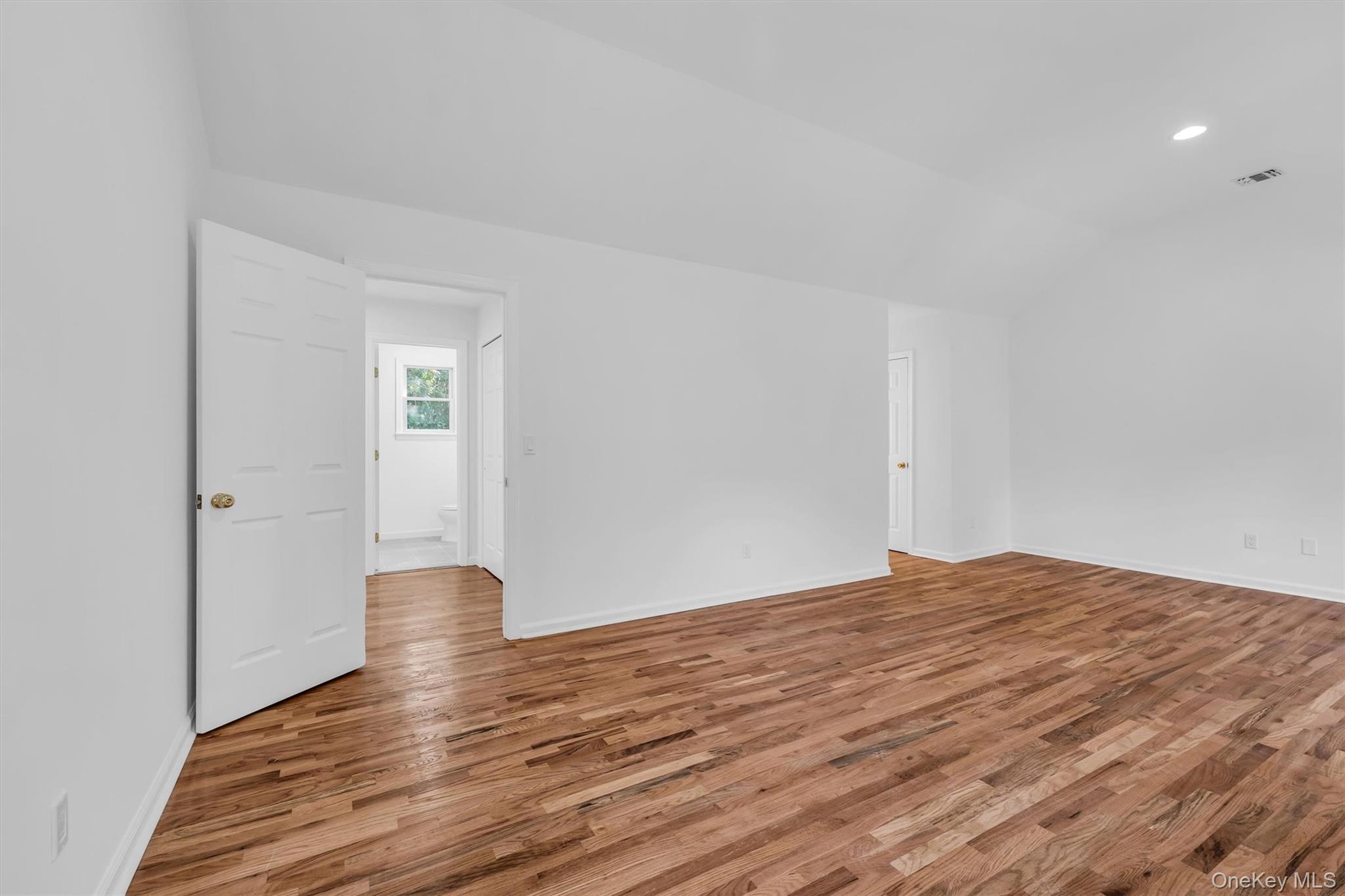 1871 Edwards Avenue – For Sale photo 10