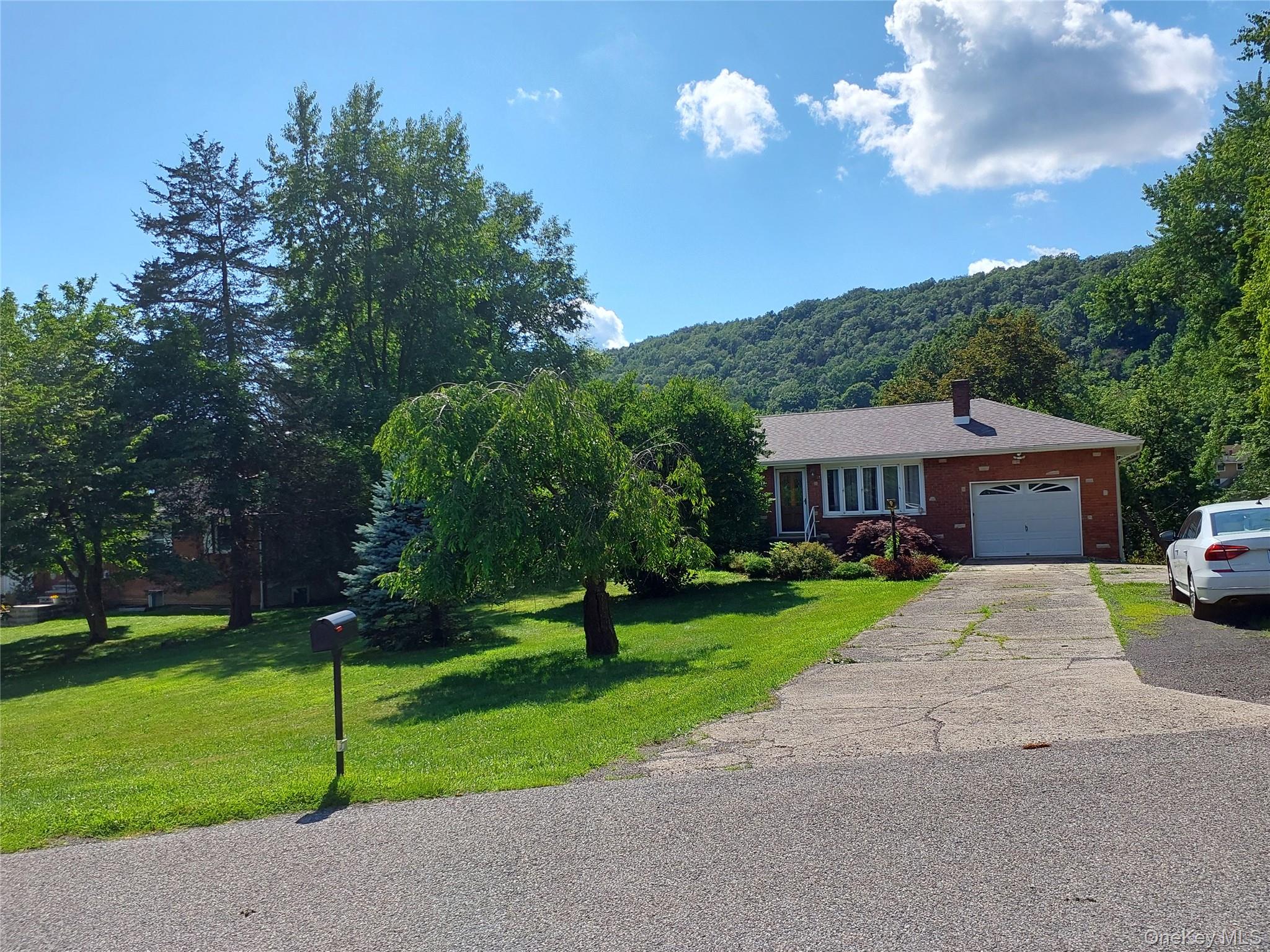 1 Tappan Drive – For Sale