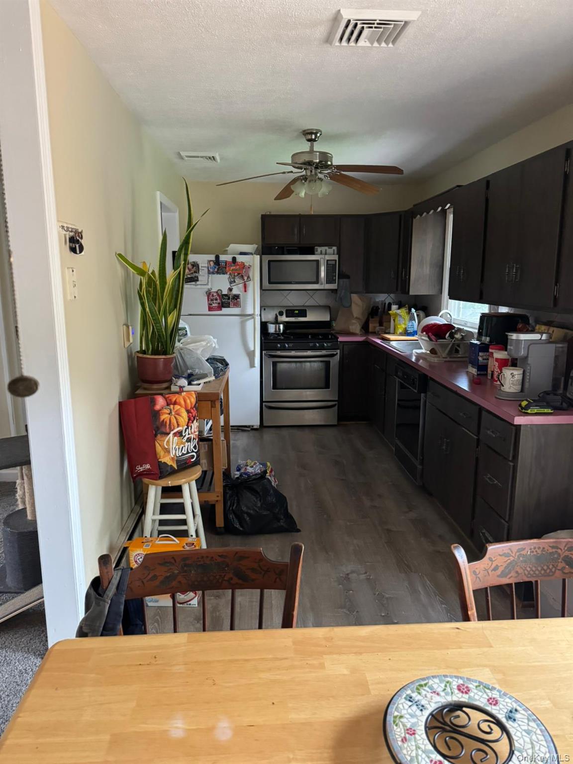 1 Tappan Drive – For Sale photo 4