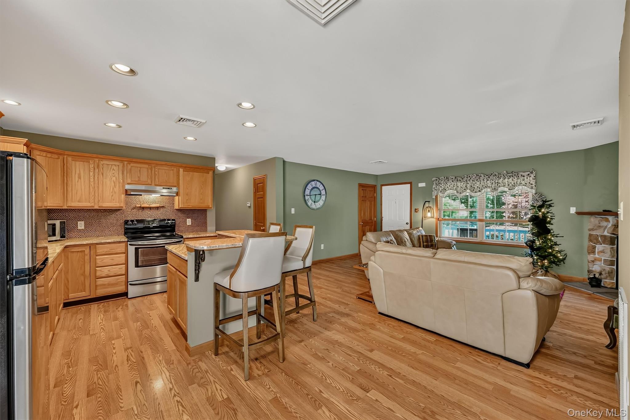 21 McGill Road – For Sale photo 2