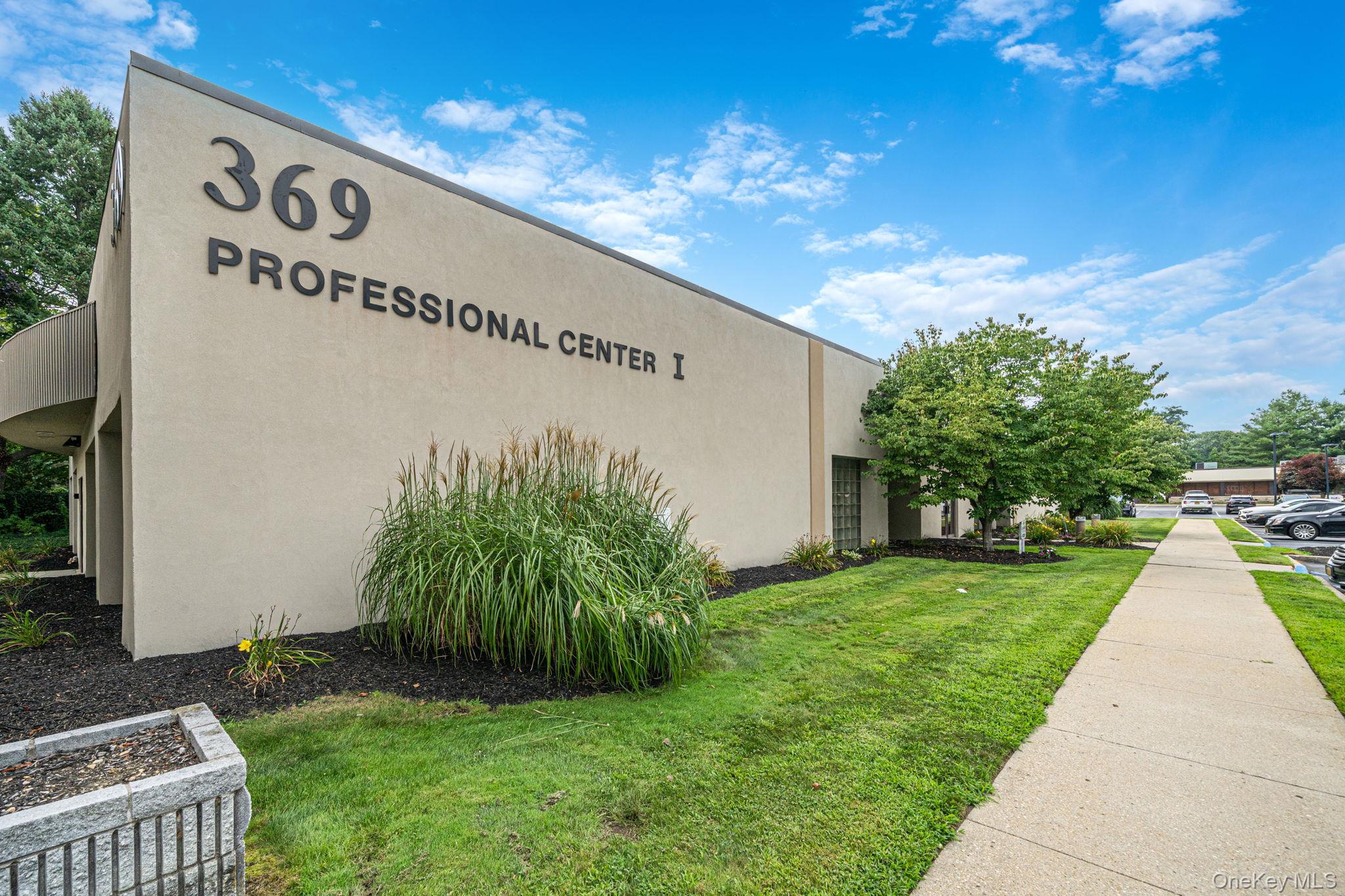 369 E Main Street – For Sale photo 2