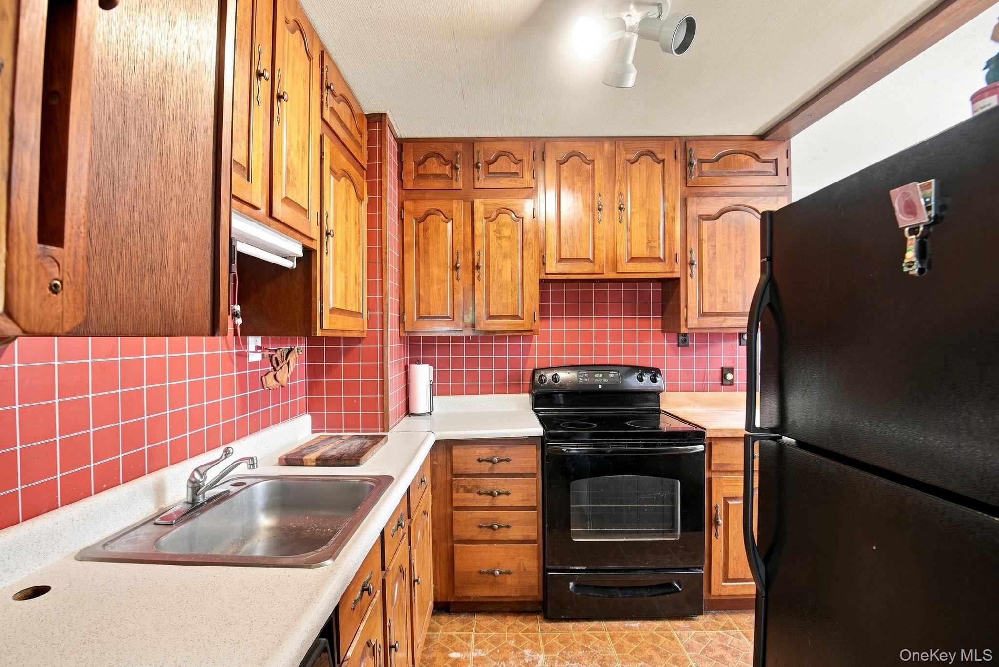 9 Kinderhook Drive – For Sale photo 11