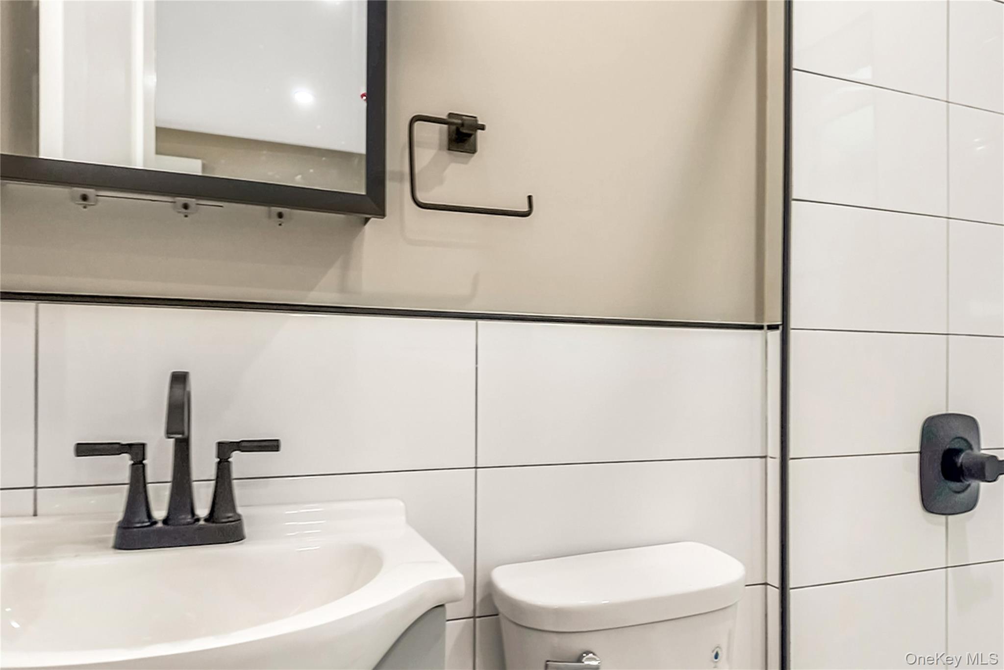 29 Tyler Street, Unit 9 photo 10