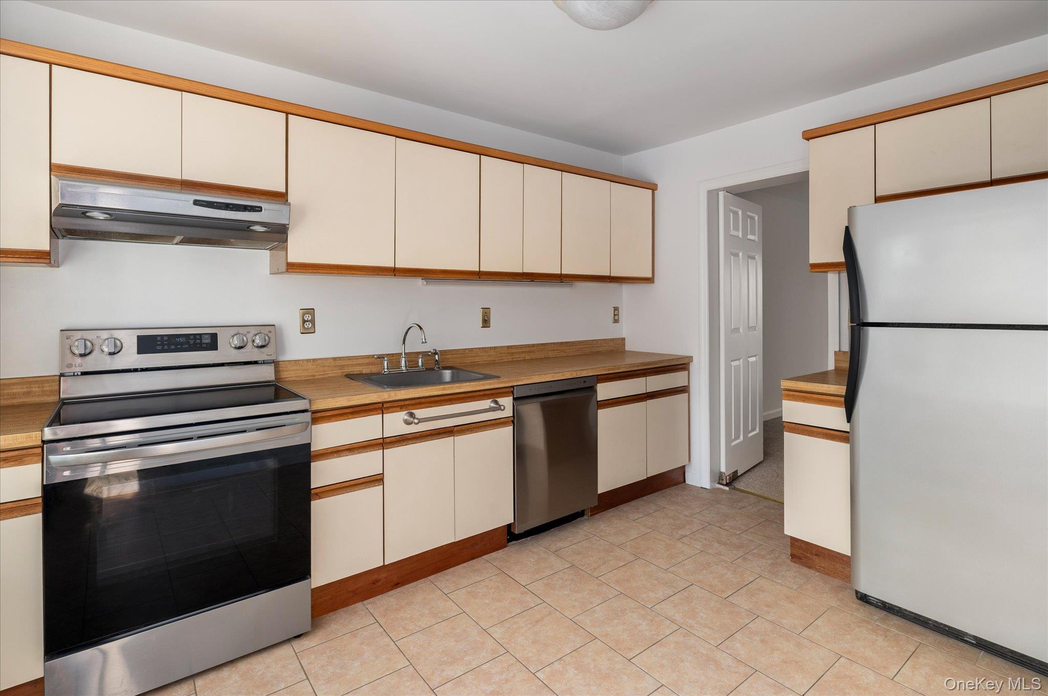 46 Winterberry Circle – For Rent photo 3