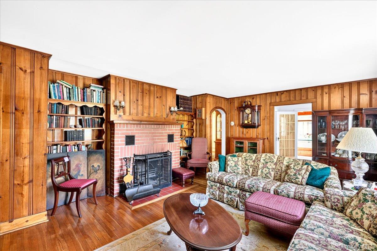 35 Biltmore Drive – For Sale photo 5