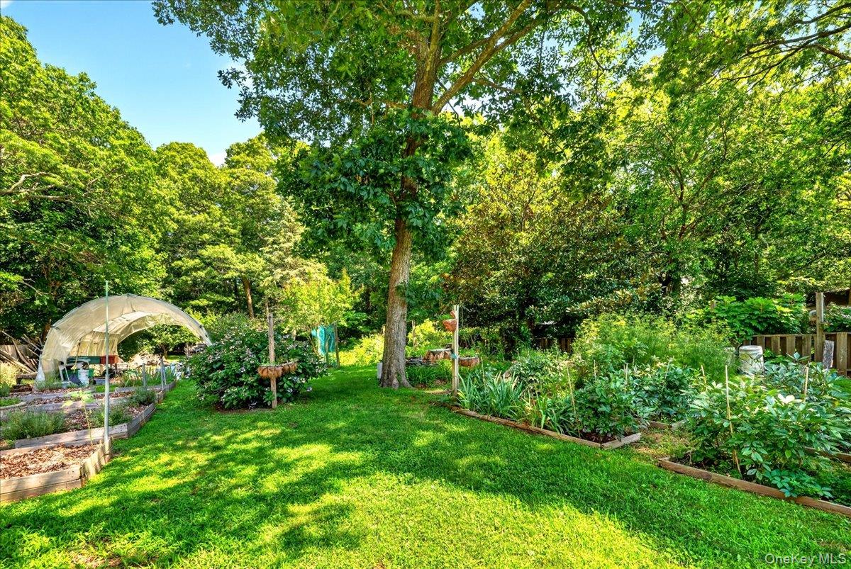 35 Biltmore Drive – For Sale photo 24