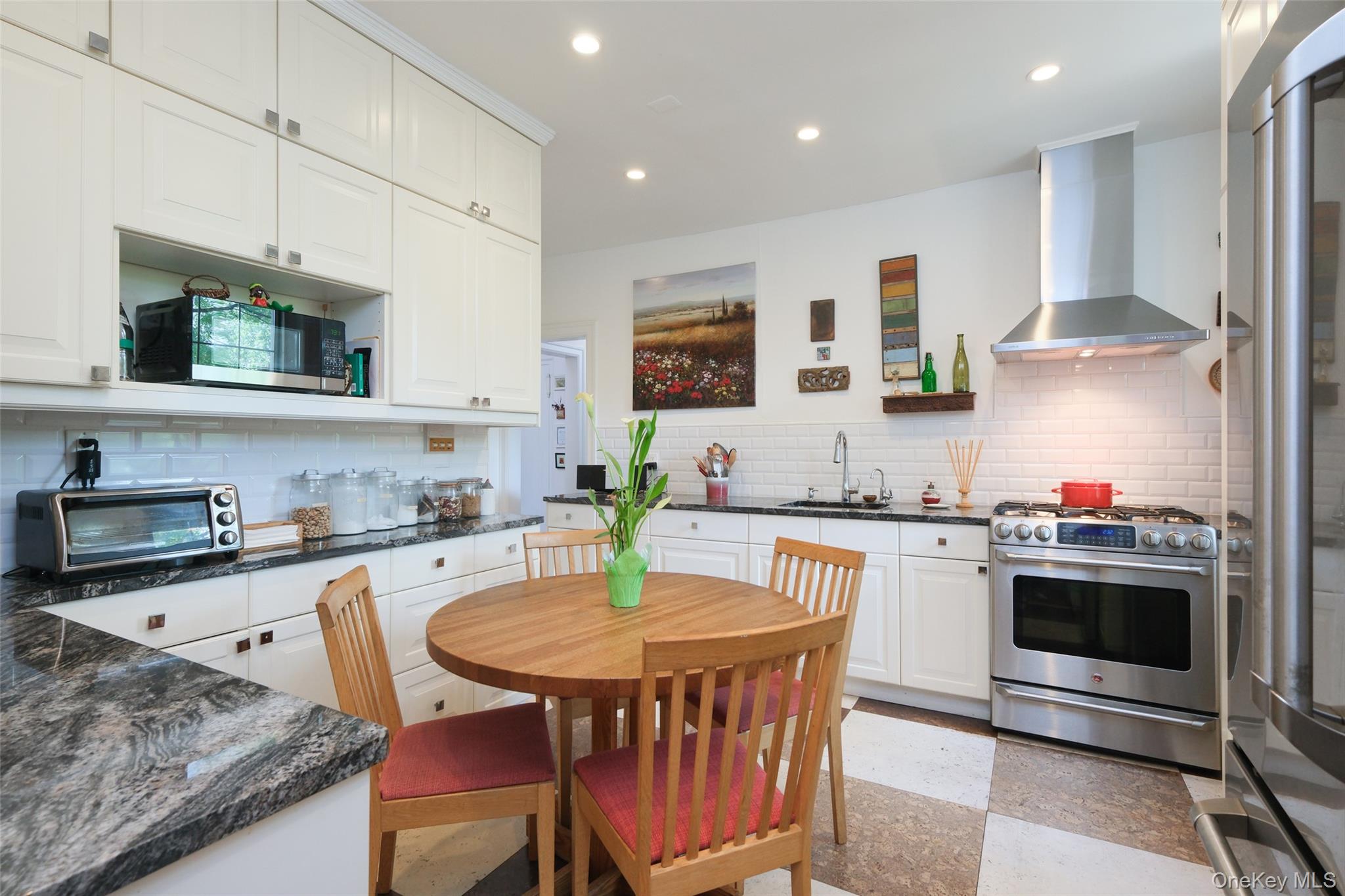 2 Park Lane, Unit 4-B photo 9