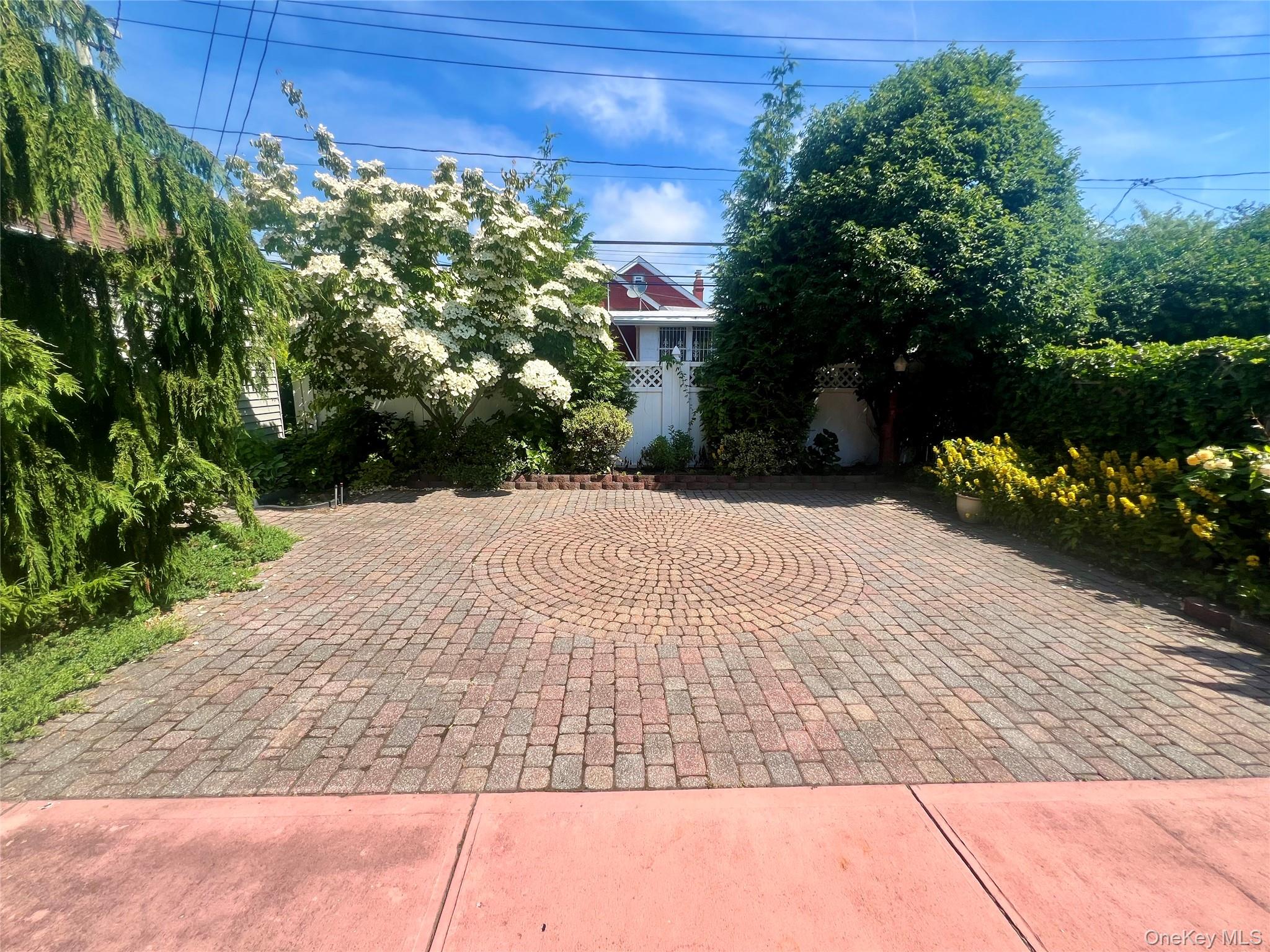 541 E Park Avenue, Unit 1st Floor photo 16