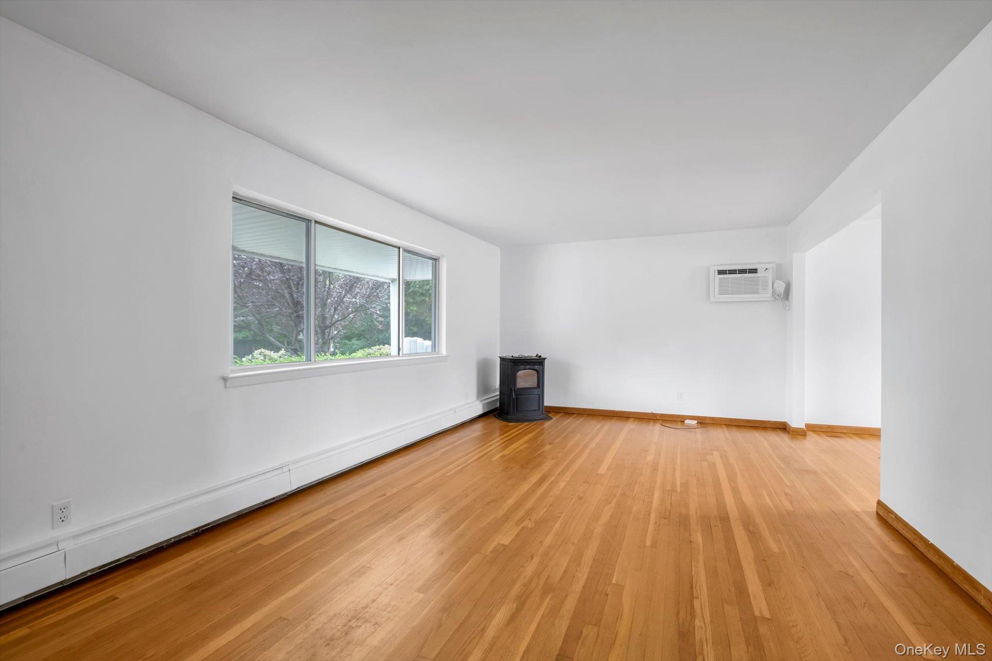 3 Evelyn Lane – For Sale photo 2