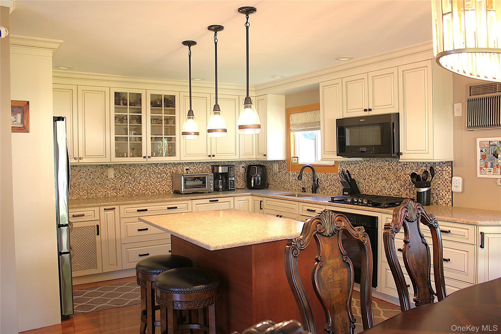 19 Jean Lane – For Sale photo 9