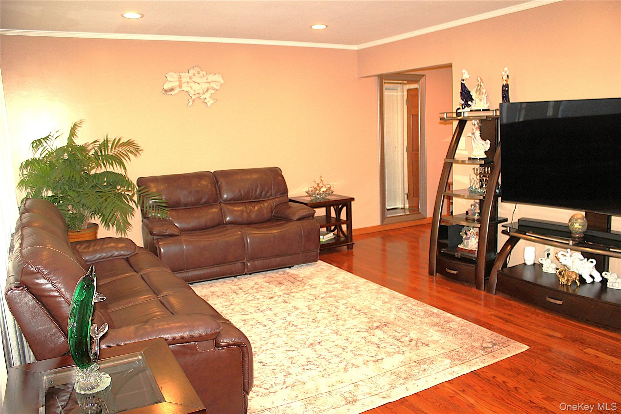 19 Jean Lane – For Sale photo 5