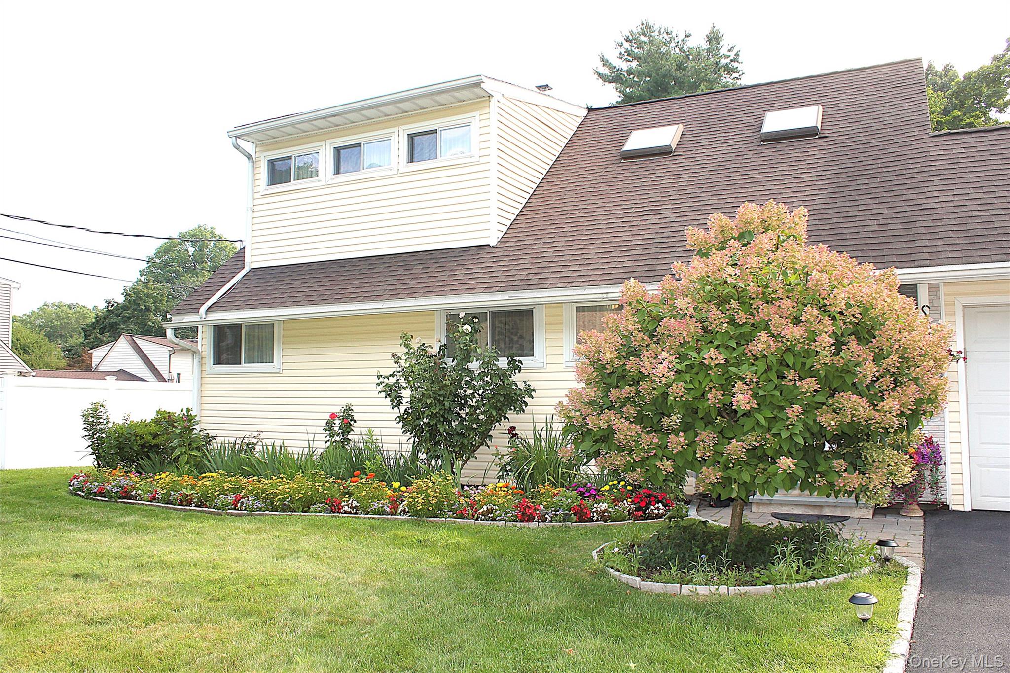 19 Jean Lane – For Sale photo 38