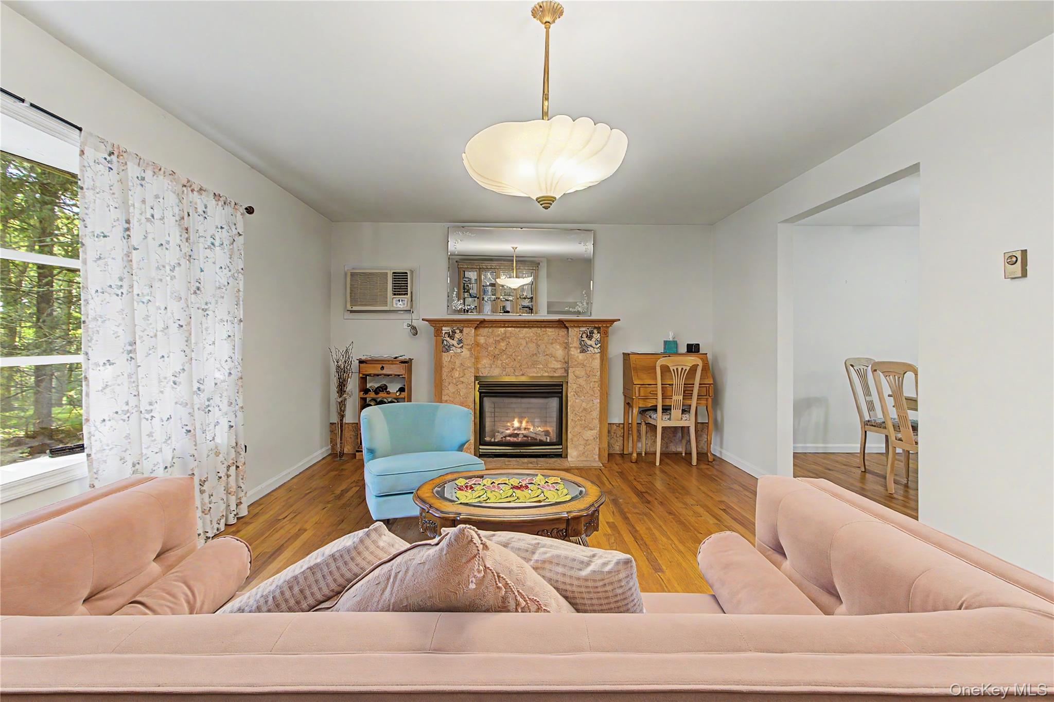 21 Blueberry Lane – For Sale photo 4