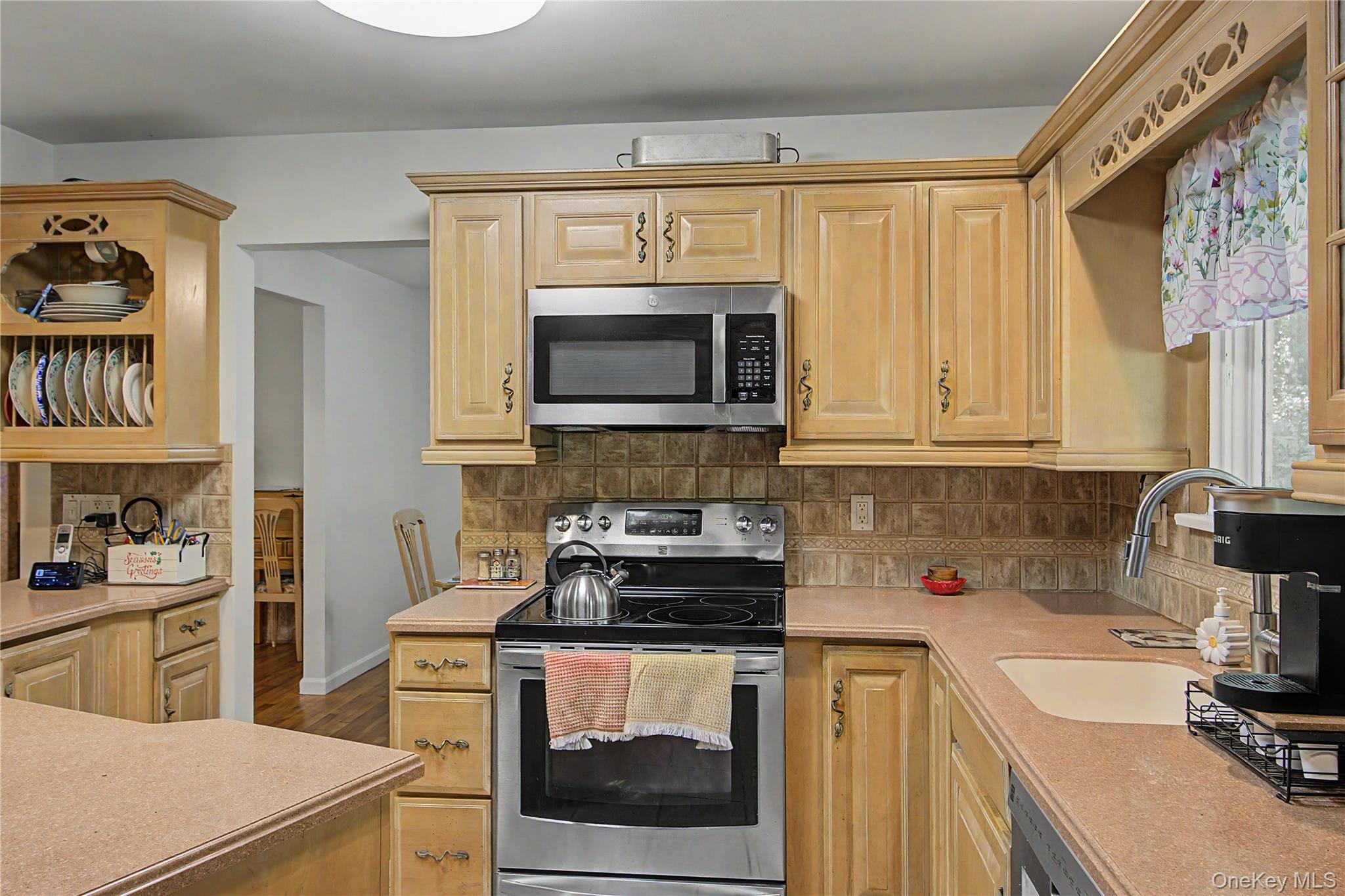 21 Blueberry Lane – For Sale photo 11