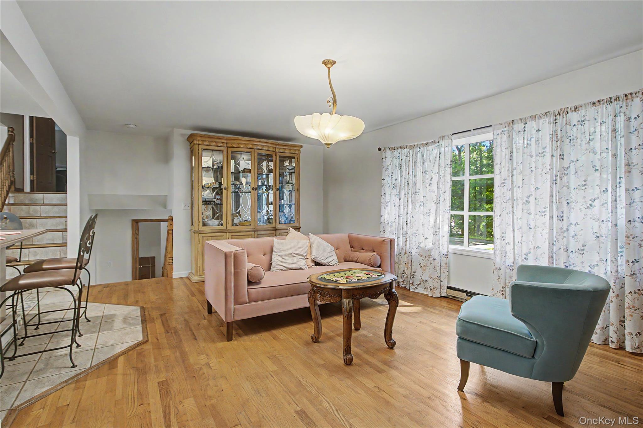 21 Blueberry Lane – For Sale photo 7