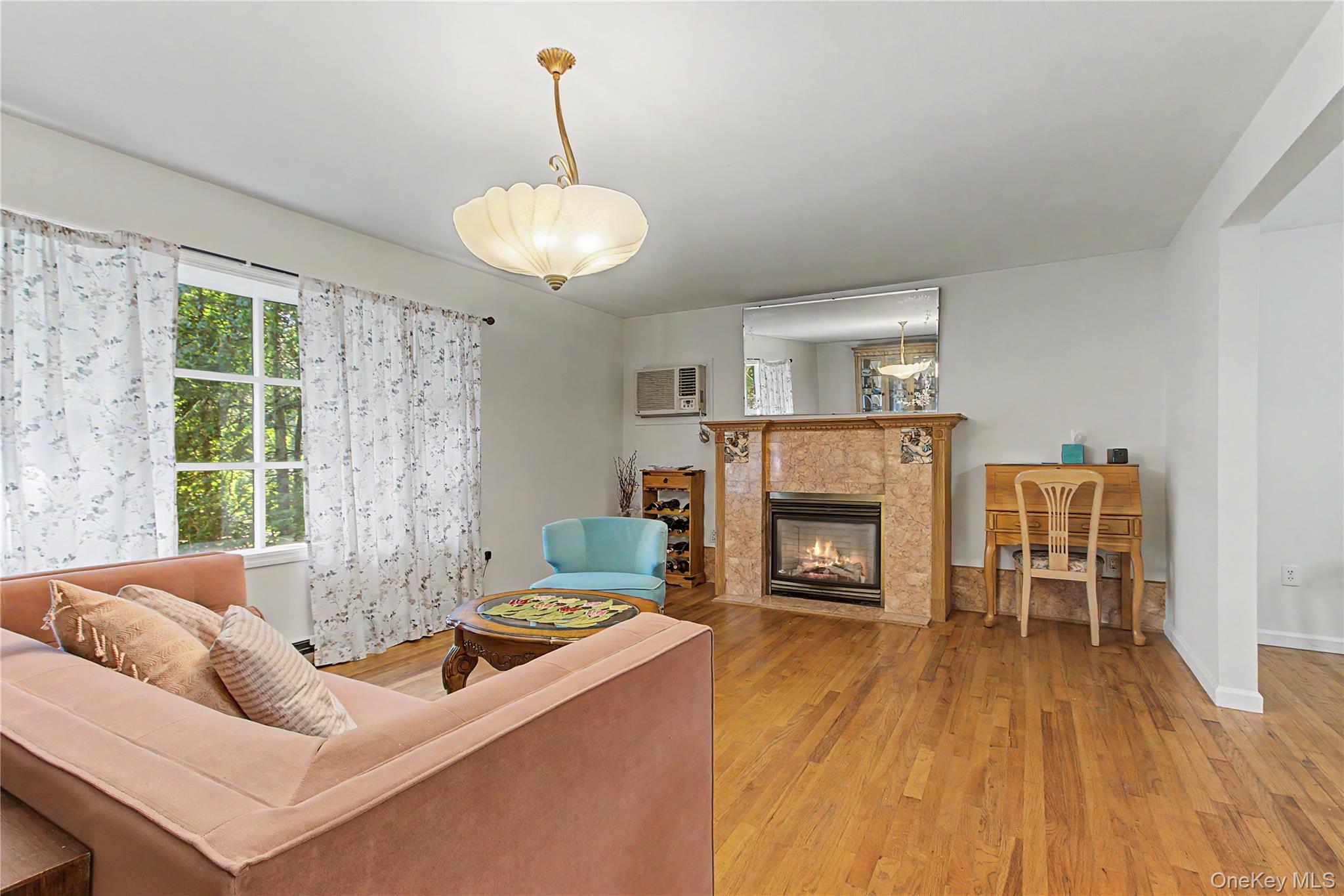 21 Blueberry Lane – For Sale photo 6
