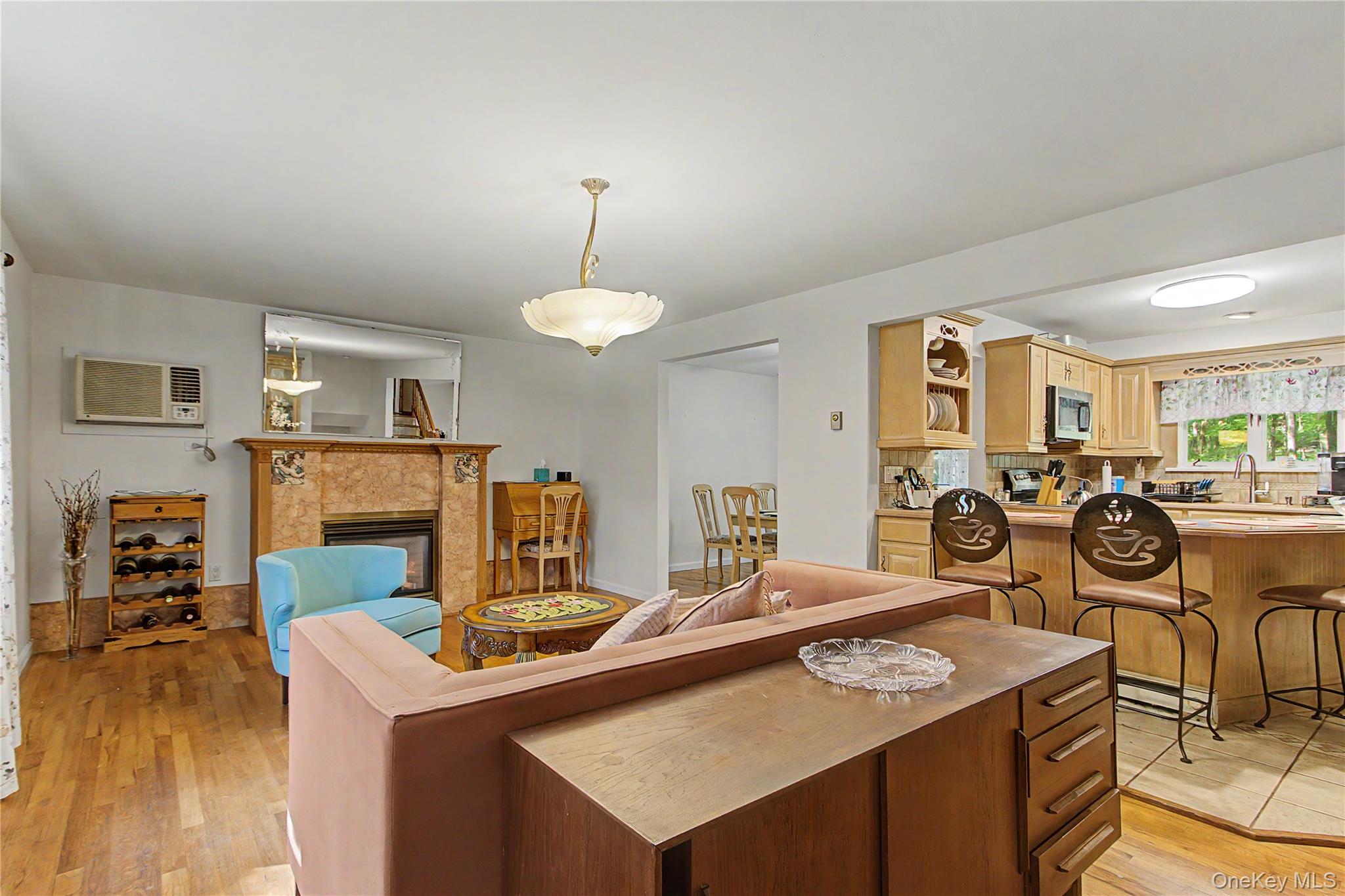 21 Blueberry Lane – For Sale photo 5
