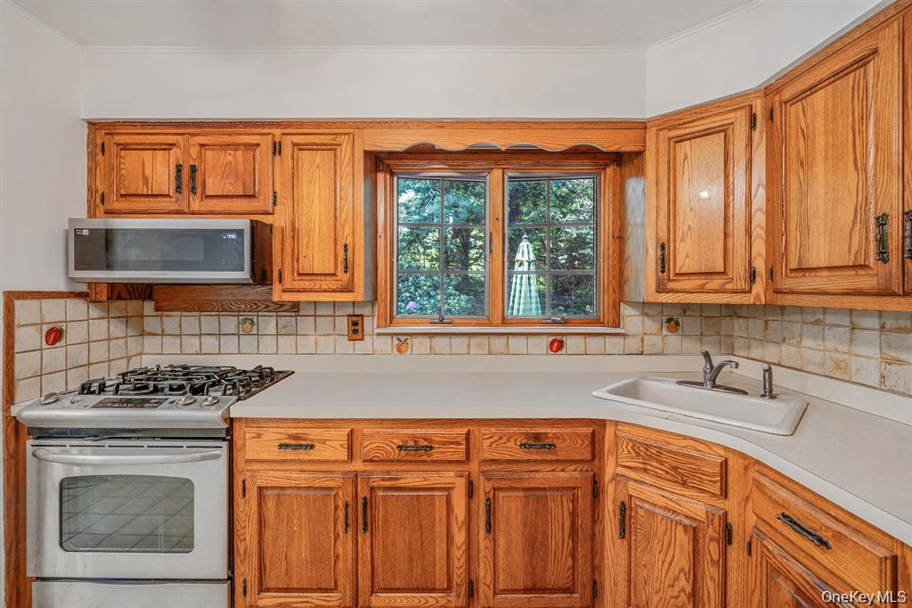 34 Gristmill Lane – For Sale photo 13
