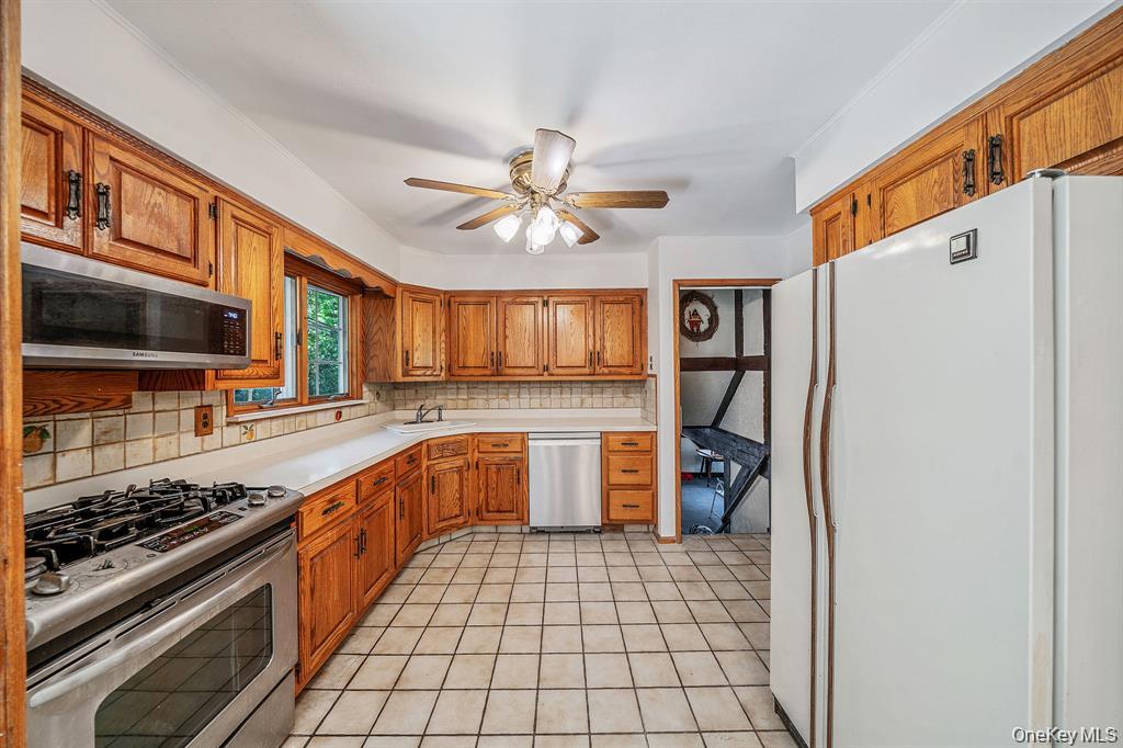 34 Gristmill Lane – For Sale photo 11