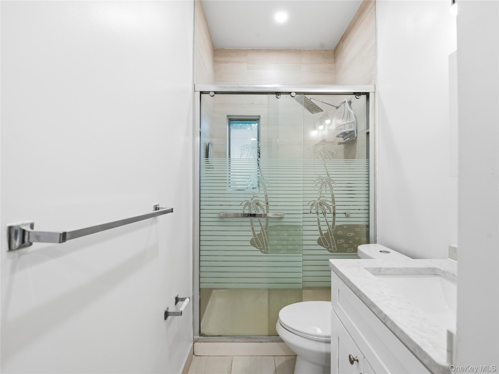 130 S. Middle Neck Road, Unit 6 photo 11