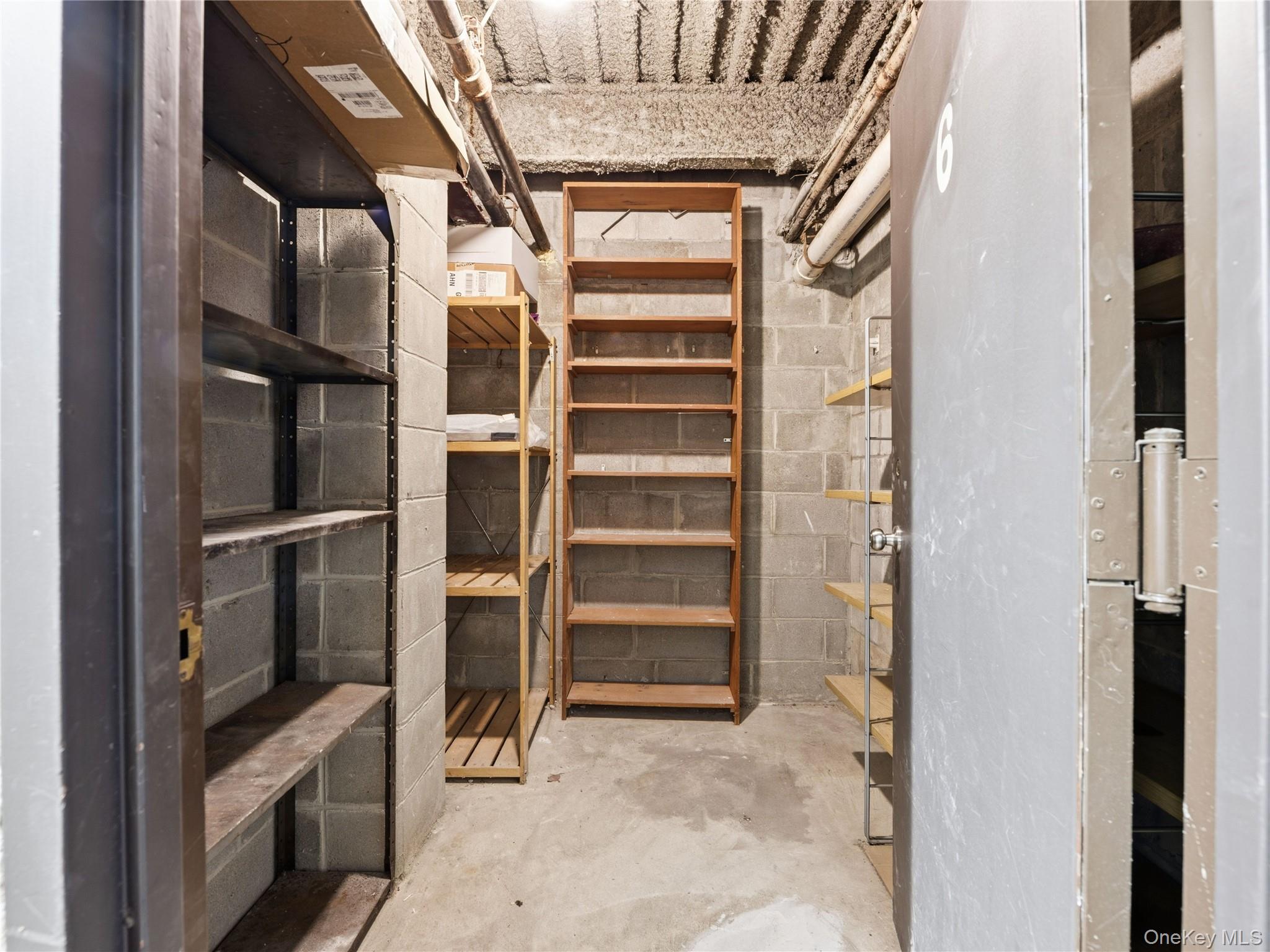 130 S. Middle Neck Road, Unit 6 photo 23