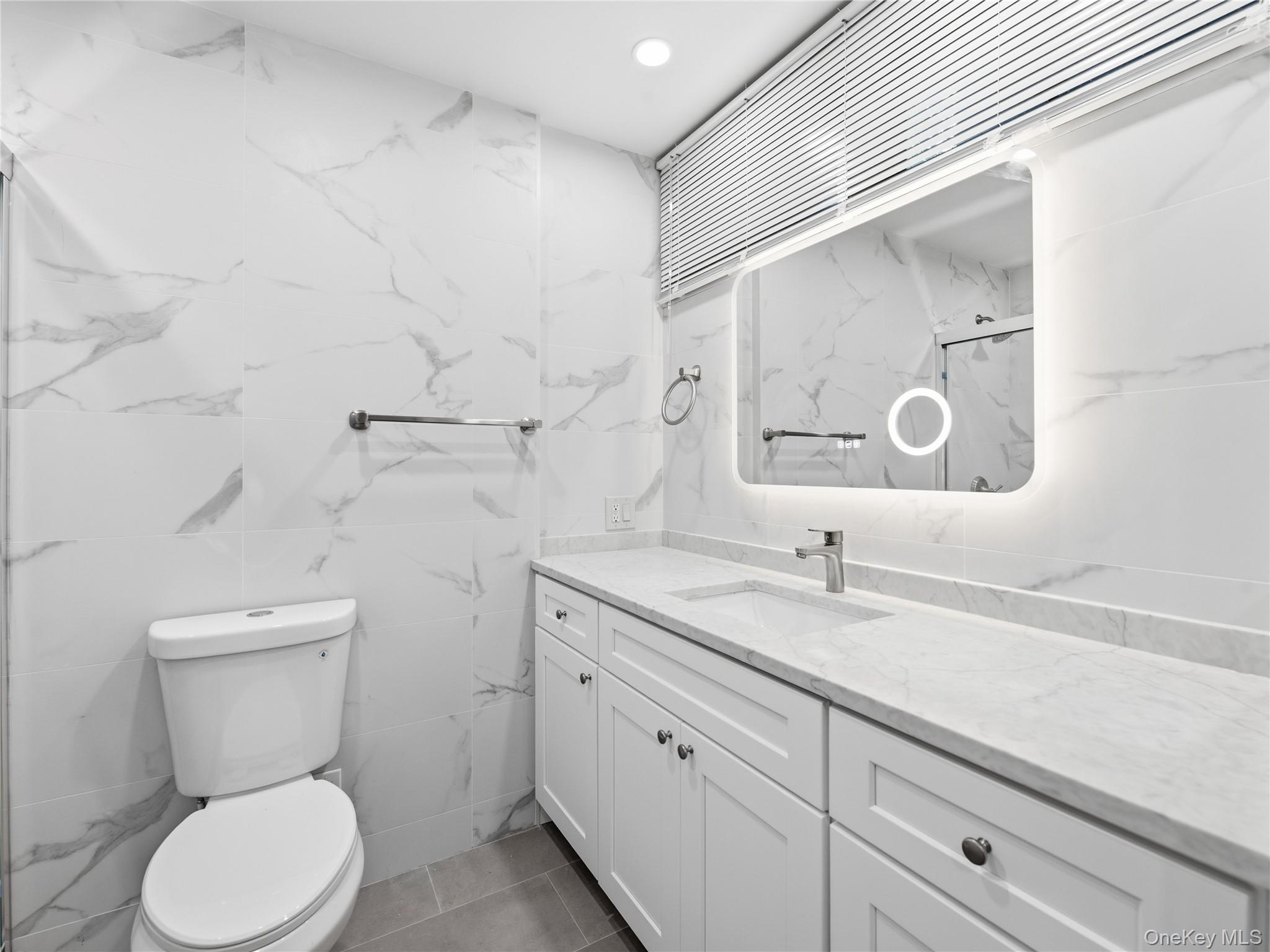 130 S. Middle Neck Road, Unit 6 photo 18