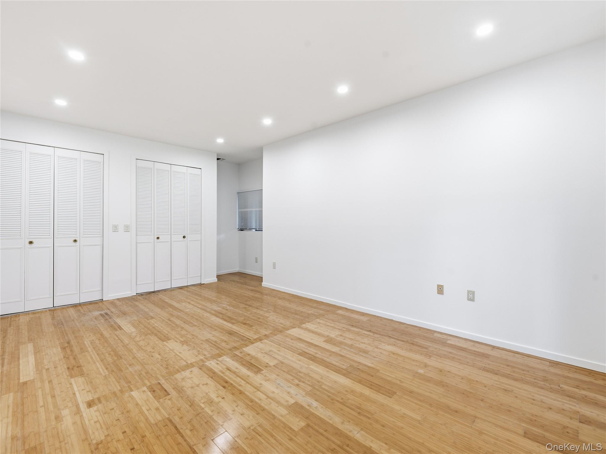 130 S. Middle Neck Road, Unit 6 photo 13