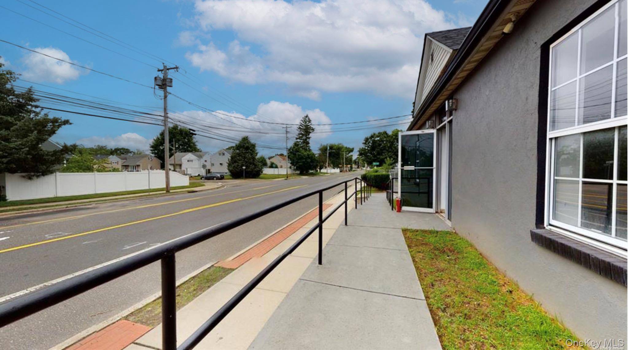 207 Bay Shore Road – For Rent photo 2