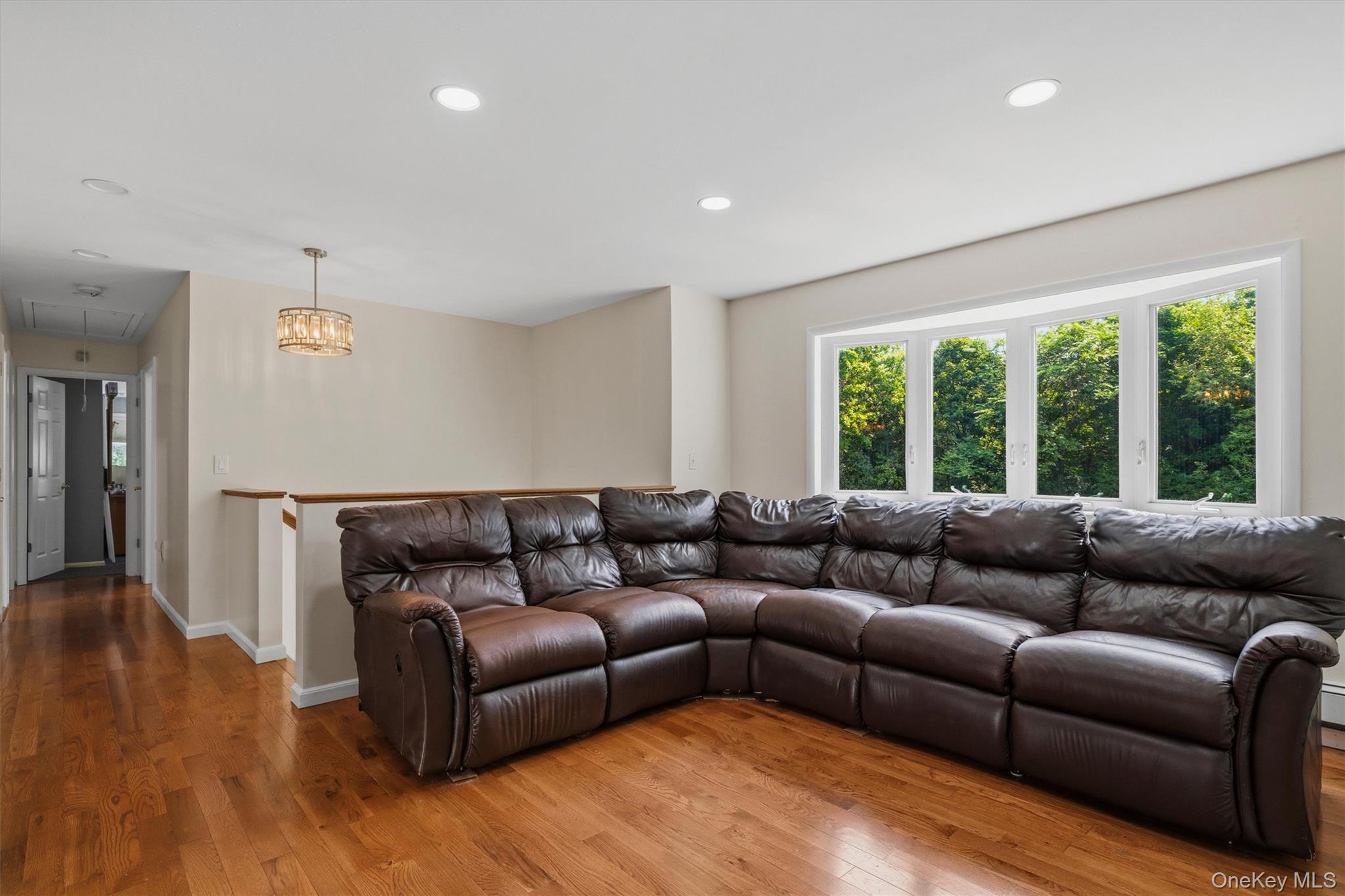2 Harvest Hill Lane – For Sale photo 8