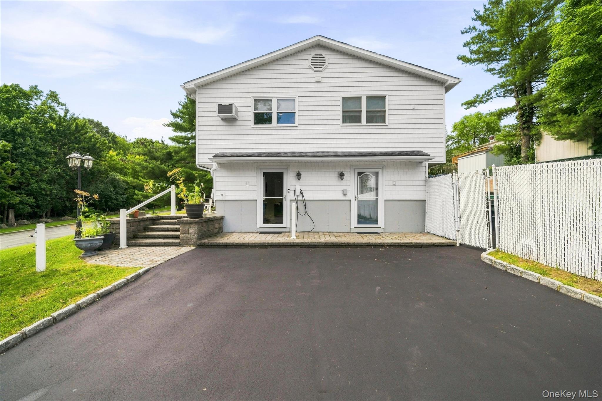 2 Harvest Hill Lane – For Sale photo 2