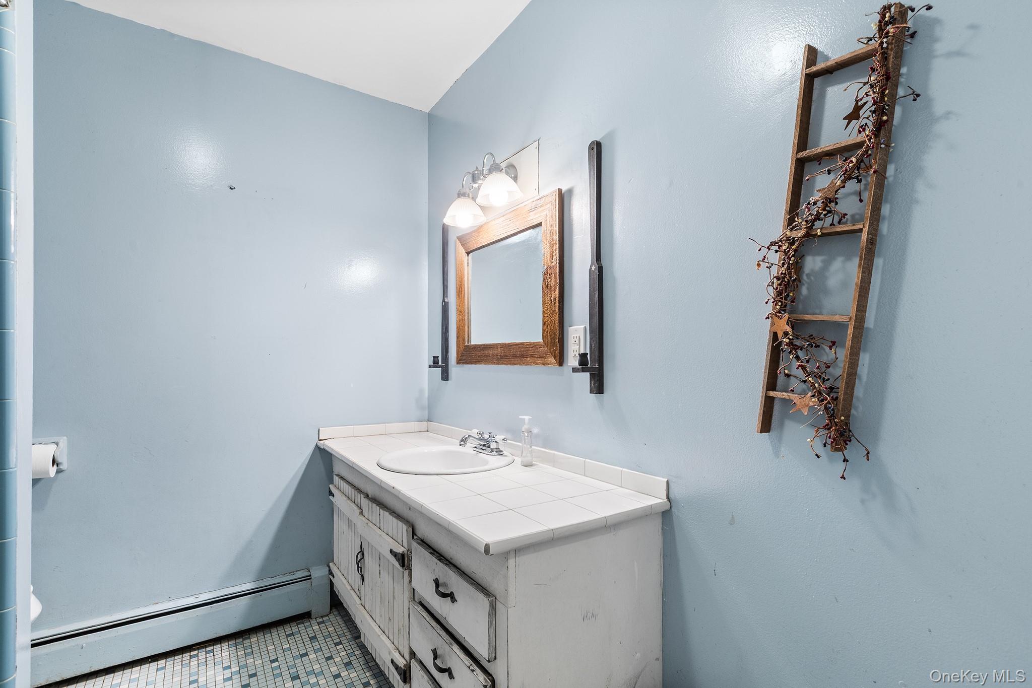 34 Hillview Circle – For Sale photo 9