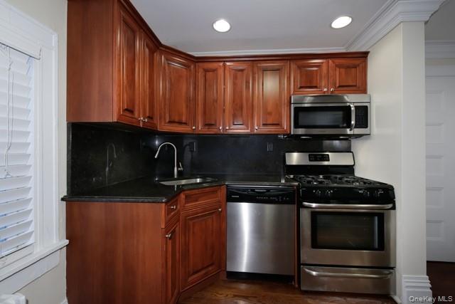 1001 Montauk Highway, Unit 09 photo 2