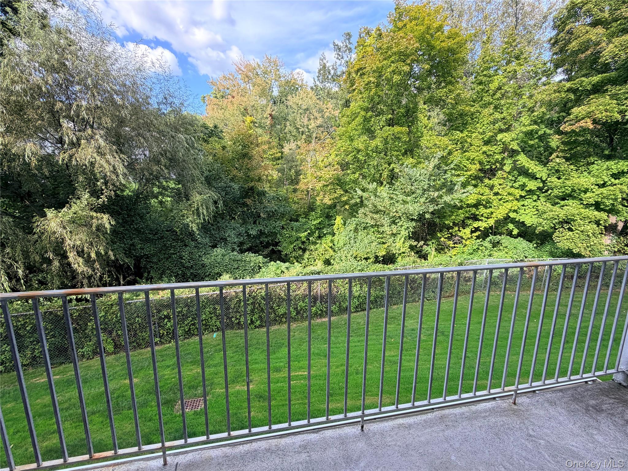1840 Crompond Road, Unit 3B4 photo 5