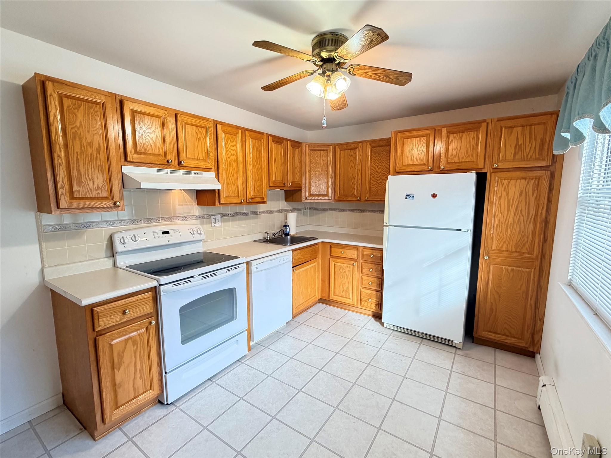 1840 Crompond Road, Unit 3B4 photo 3