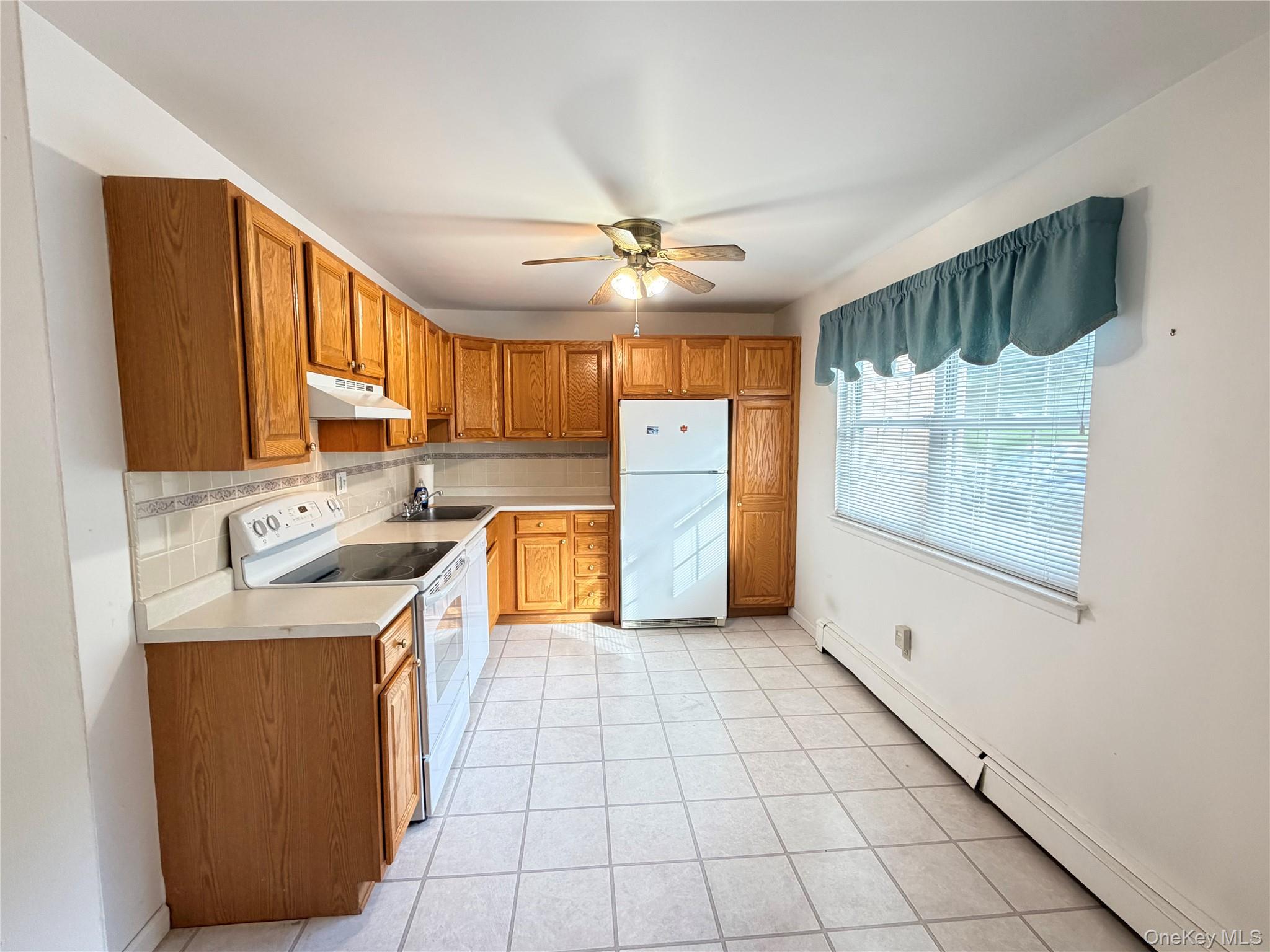 1840 Crompond Road, Unit 3B4 photo 4