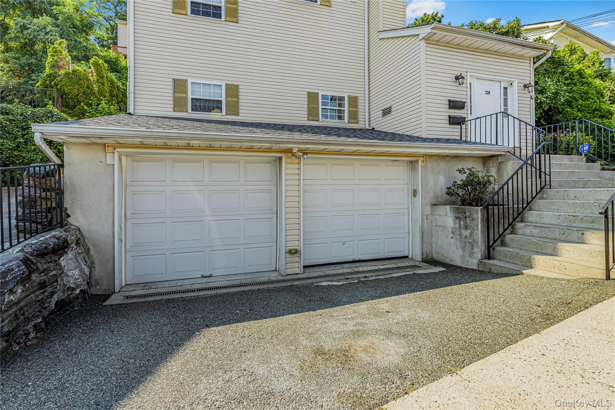 239 Mary Lou Avenue – For Sale photo 4