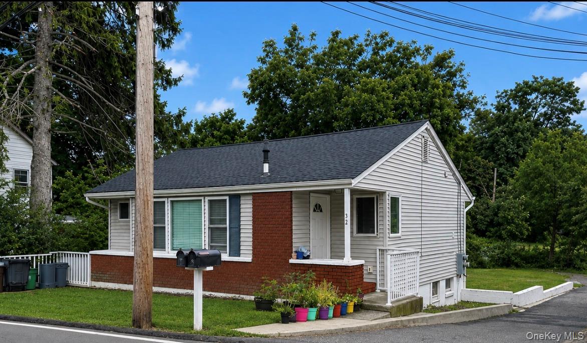 32 Tomkins Avenue – For Sale