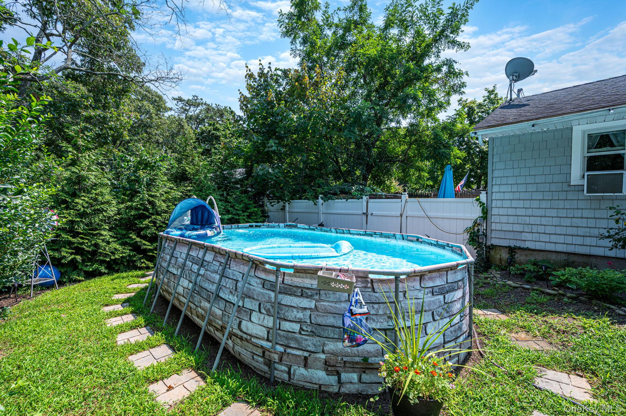 40 Elm Avenue – For Sale photo 33