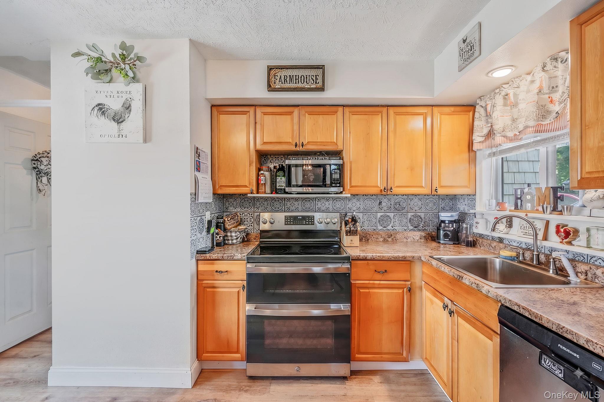 40 Elm Avenue – For Sale photo 10